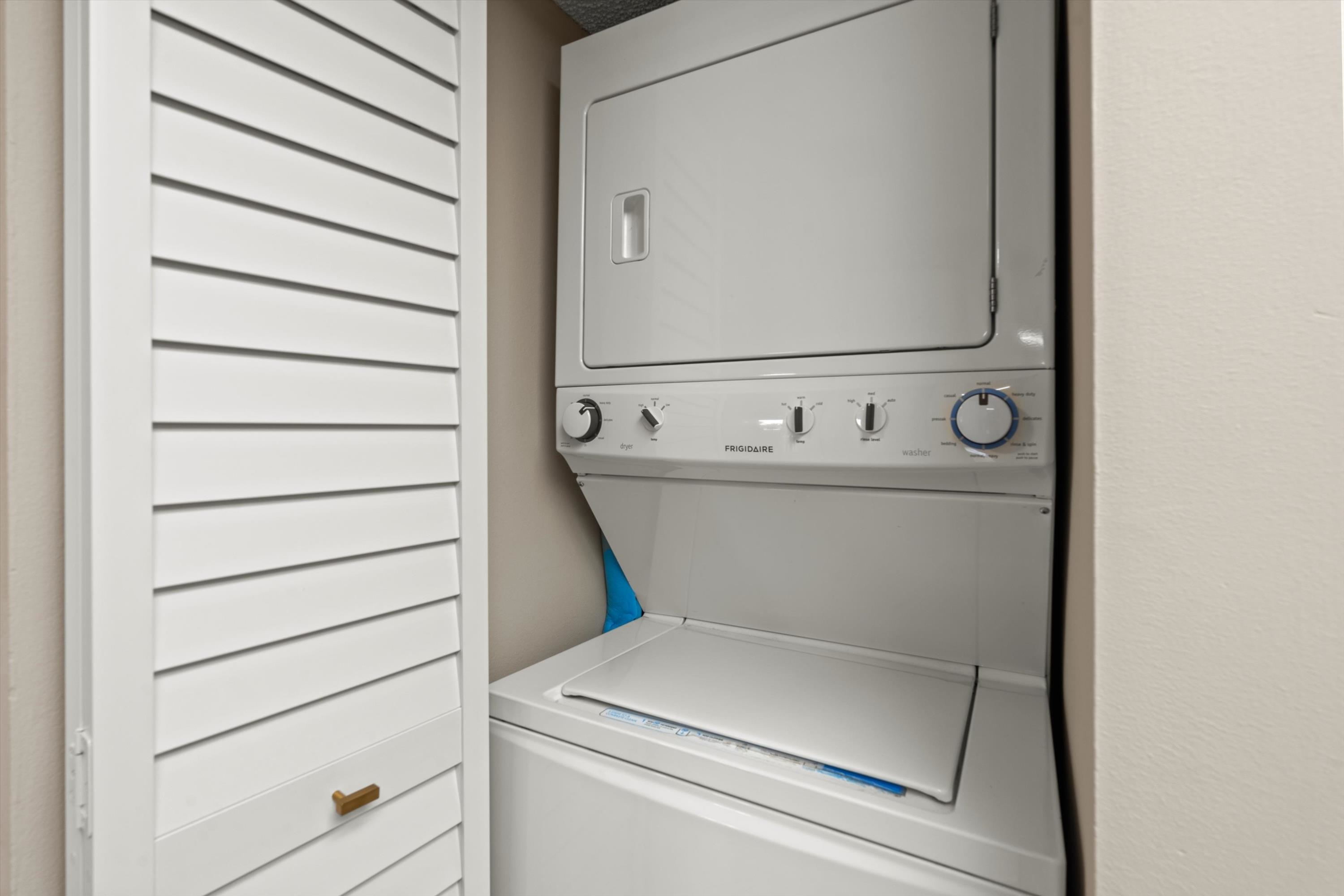 4250 A1a South E26 St. Augustine, FL 32080 - Photo 22 of 42 a bathroom with a sink and a mirror