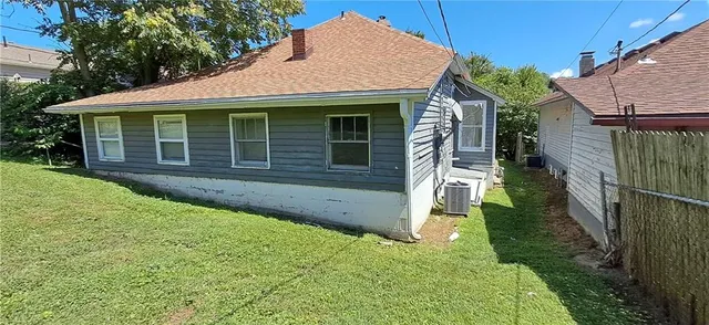 $850 | 3004-3006 North 10th Street, Unit 3004, St. Joseph, MO 64505