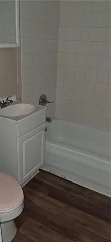 $850 | 3004-3006 North 10th Street, Unit 3004, St. Joseph, MO 64505