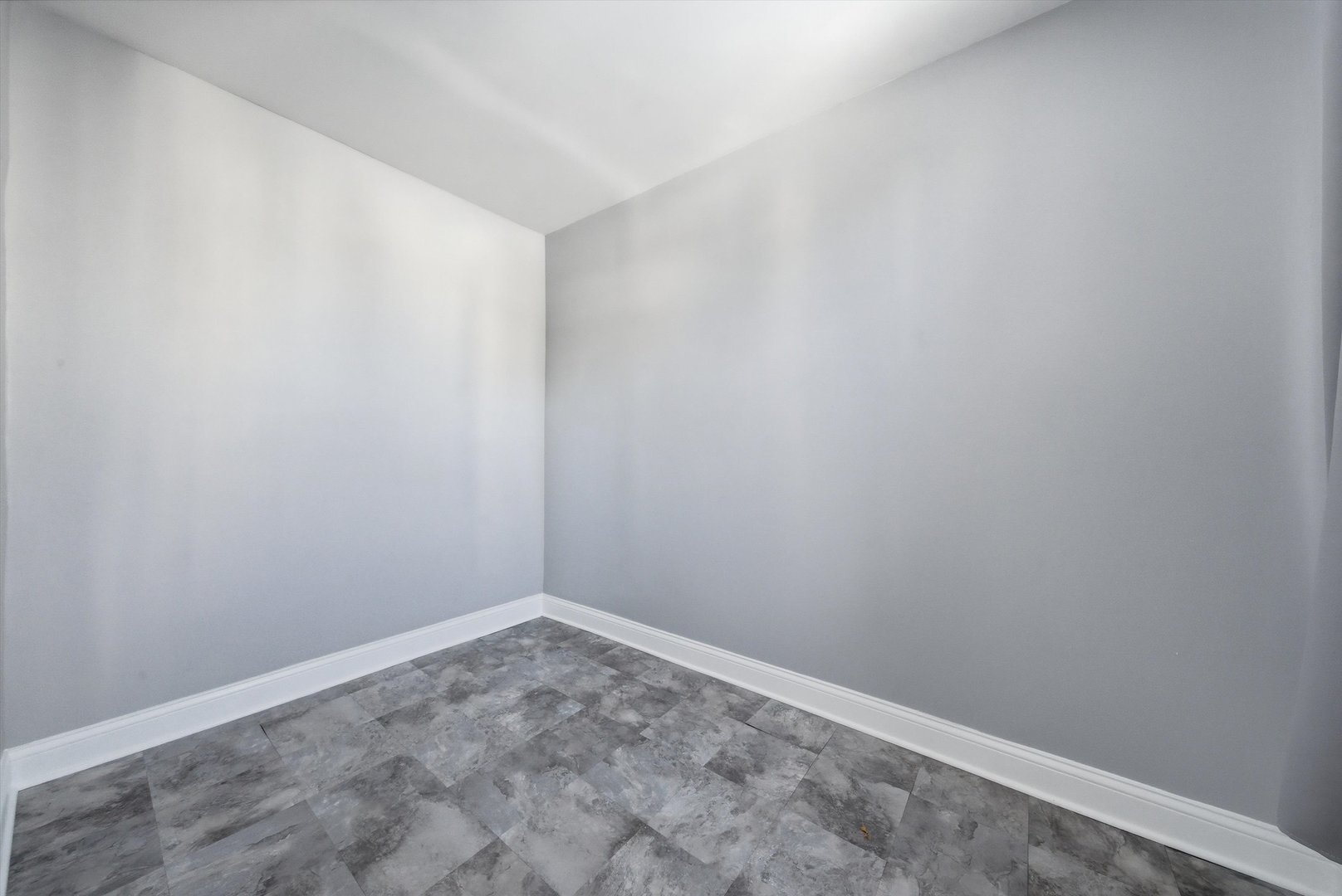 2712 West 25th Street, Unit 1R Chicago, IL 60608 - Photo 12 of 15