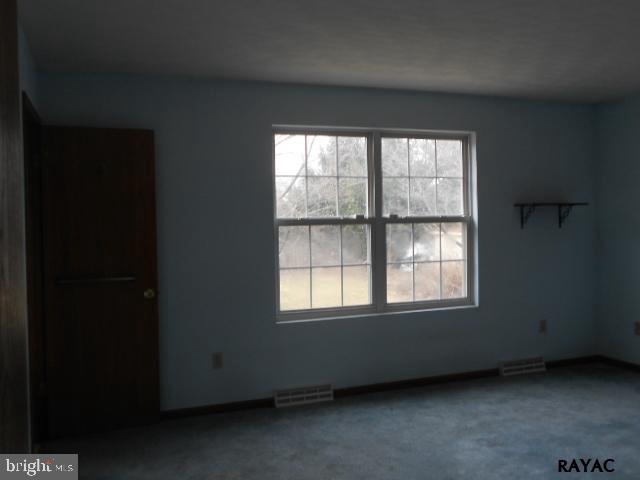 331 Azalea Drive Hanover, PA 17331 - Photo 13 of 19 Gallery Image 13