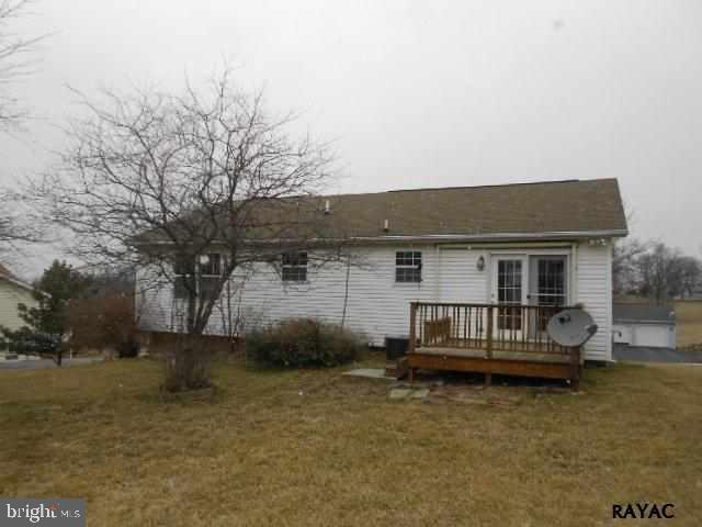 331 Azalea Drive Hanover, PA 17331 - Photo 3 of 19 Gallery Image 3