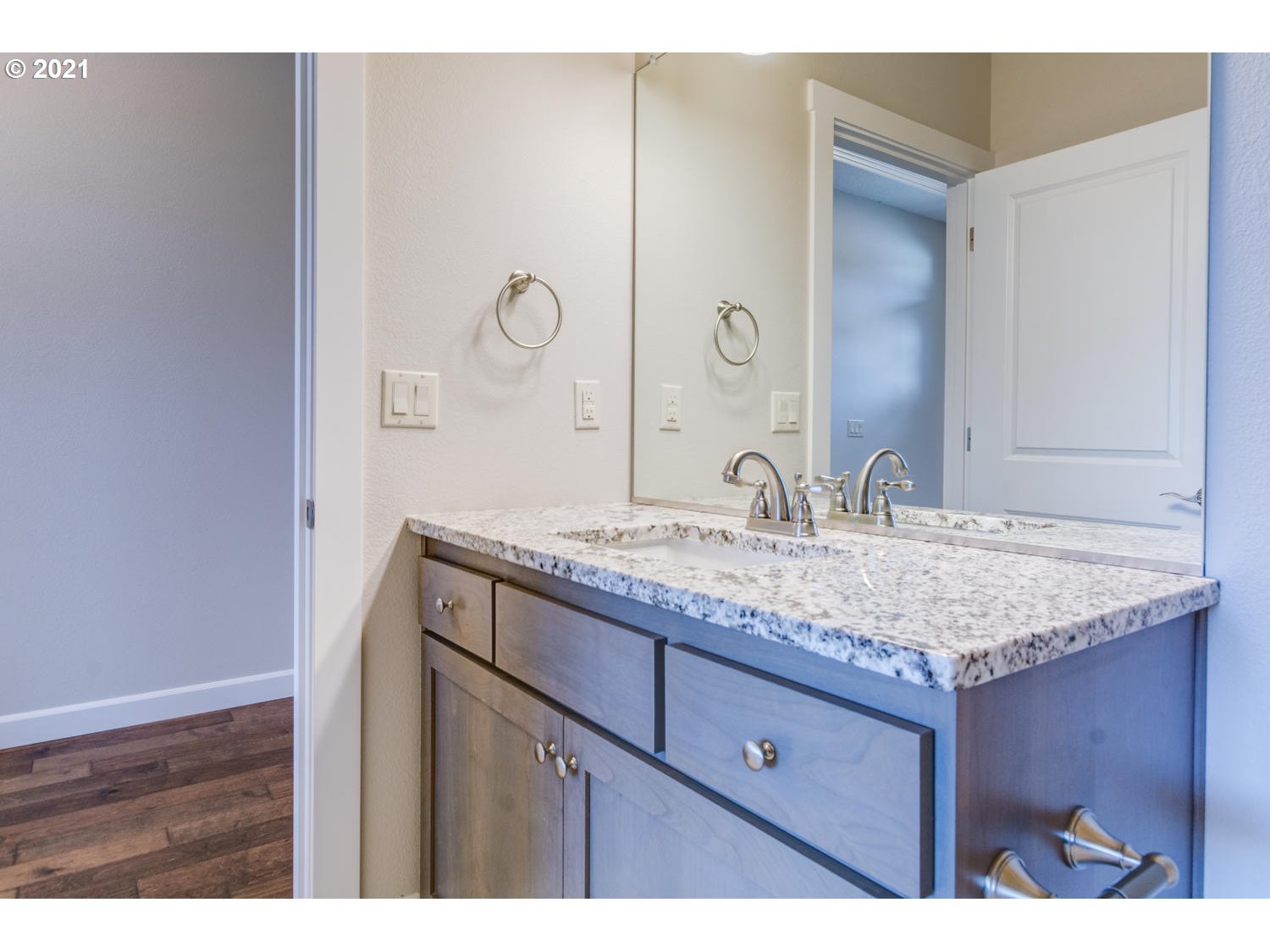 1805 Northeast 173rd Way Ridgefield, WA 98642 - Photo 12 of 30
