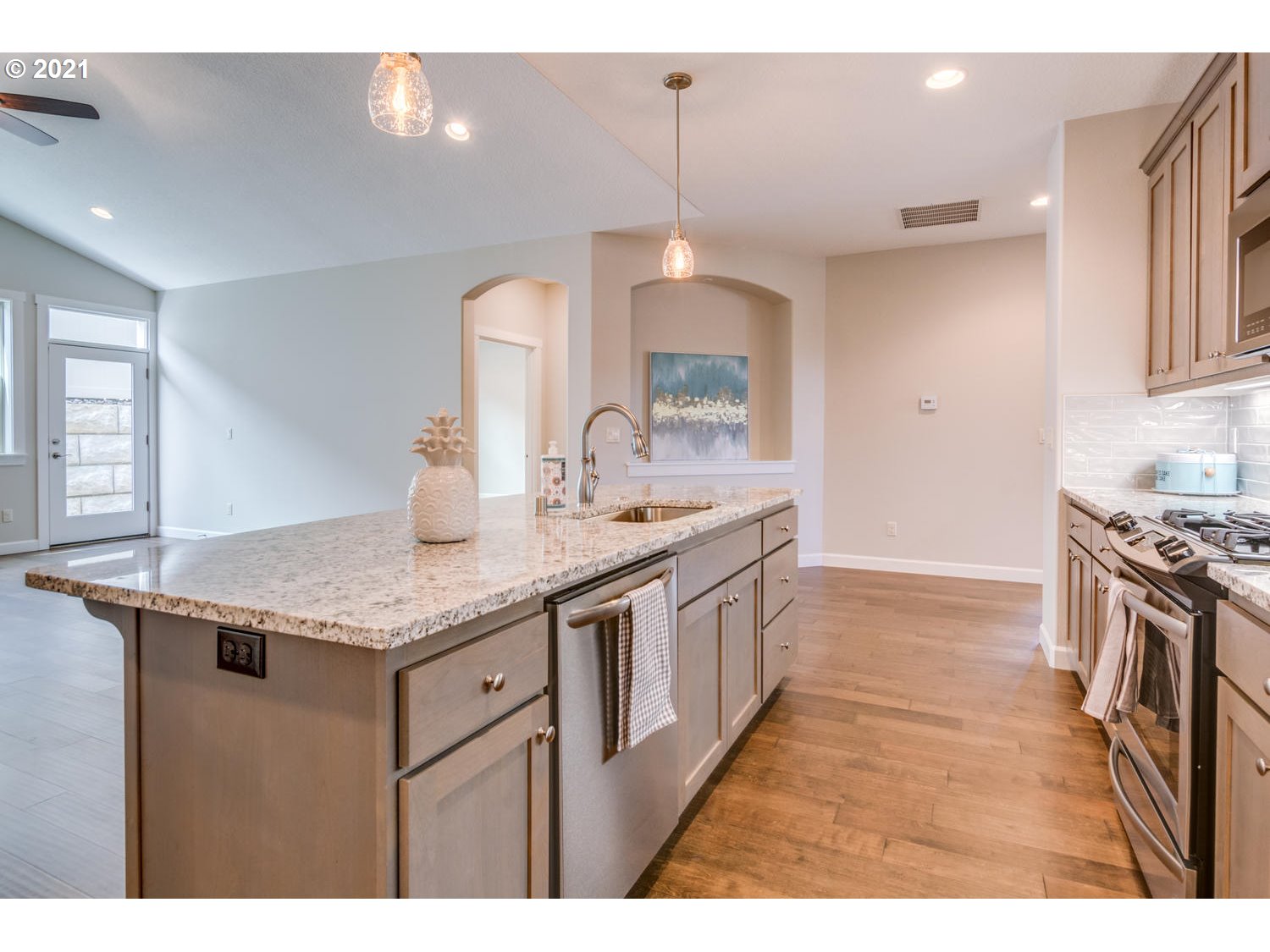 1805 Northeast 173rd Way Ridgefield, WA 98642 - Photo 22 of 30
