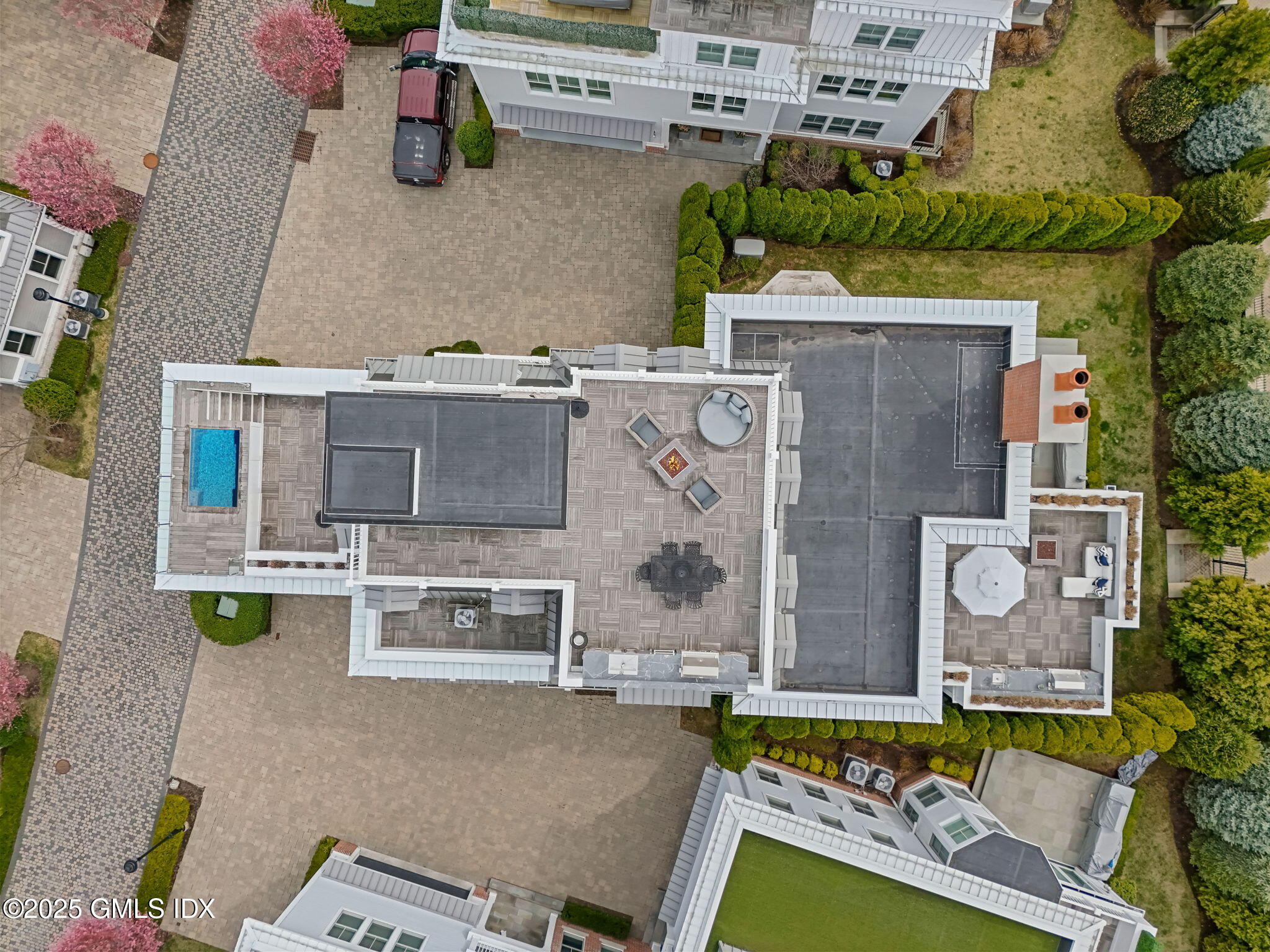 2 Oneida Drive, Unit B2 Greenwich, CT 06830 - Photo 28 of 29 Aerial