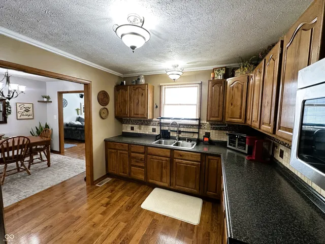 $315,000 | 541 North US Highway 231, Greencastle, IN 46135