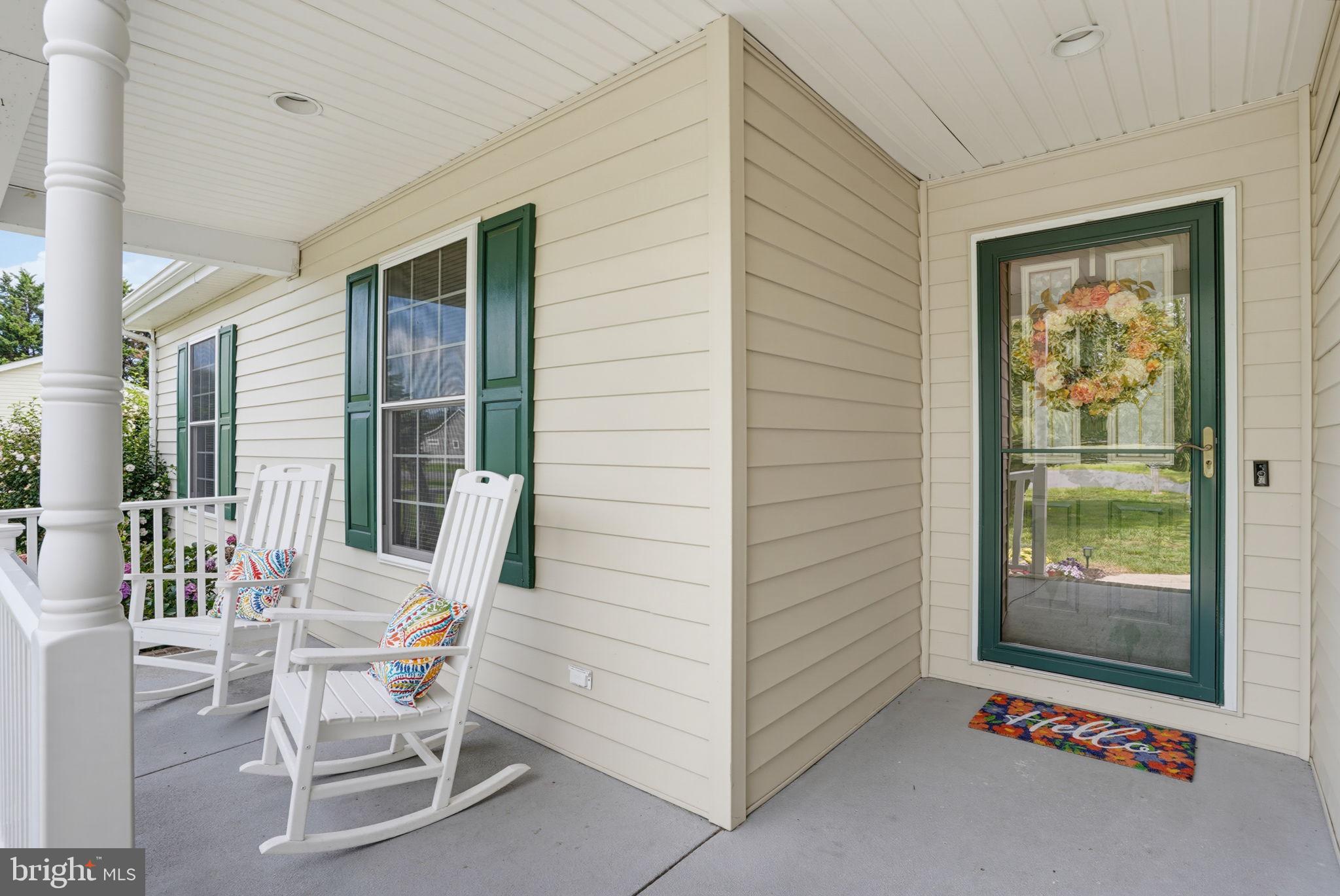 106 Falls Road Milton, DE 19968 - Photo 4 of 44 Front porch