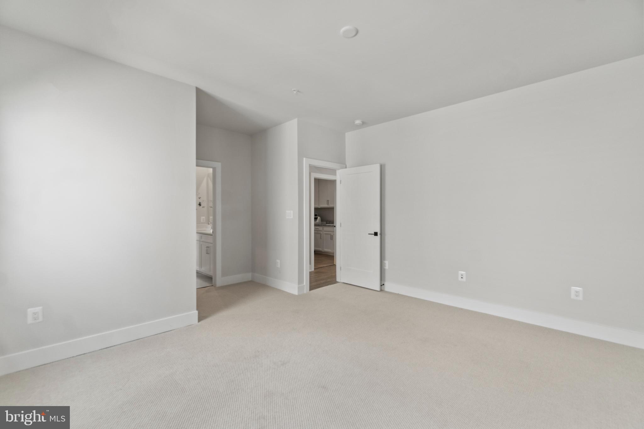 12415 Potomac Hunt Road North Potomac, MD 20878 - Photo 30 of 41 Gallery Image 30