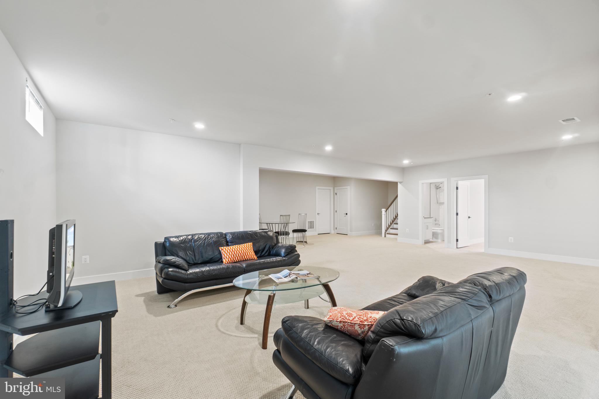 12415 Potomac Hunt Road North Potomac, MD 20878 - Photo 38 of 41 Gallery Image 38