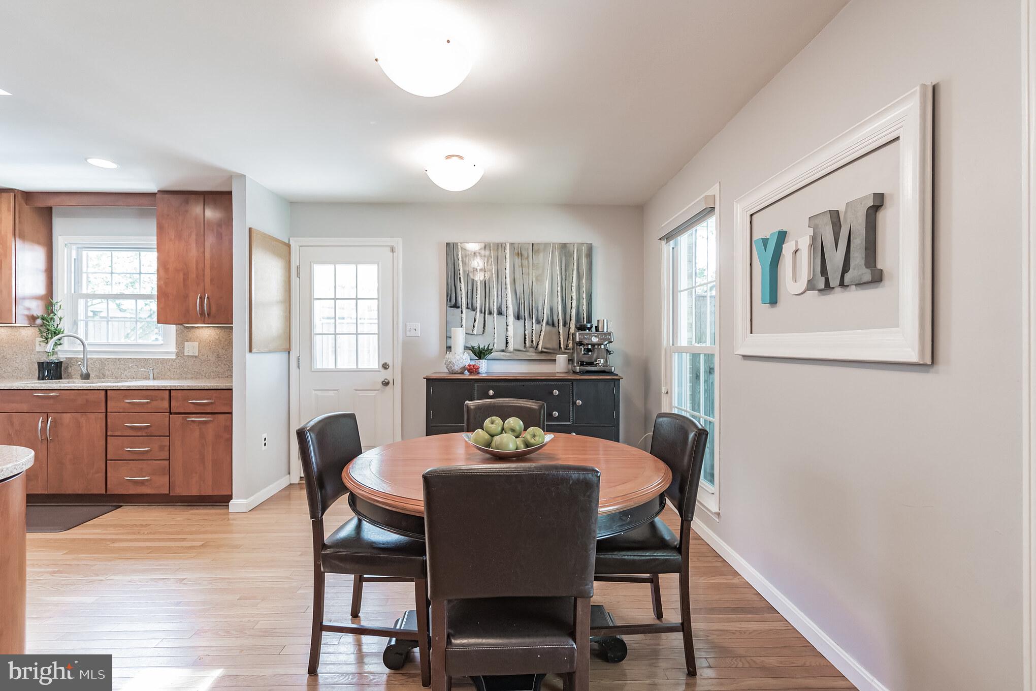 13403 Tamarack Road Silver Spring, MD 20904 - Photo 11 of 47 Spacious breakfast area