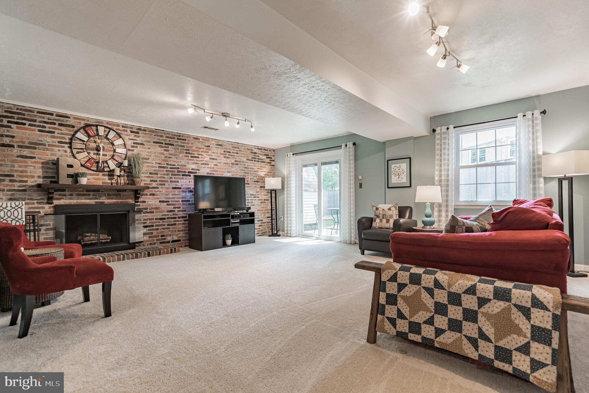 13403 Tamarack Road Silver Spring, MD 20904 - Photo 32 of 47 Spacious family room with new carpet