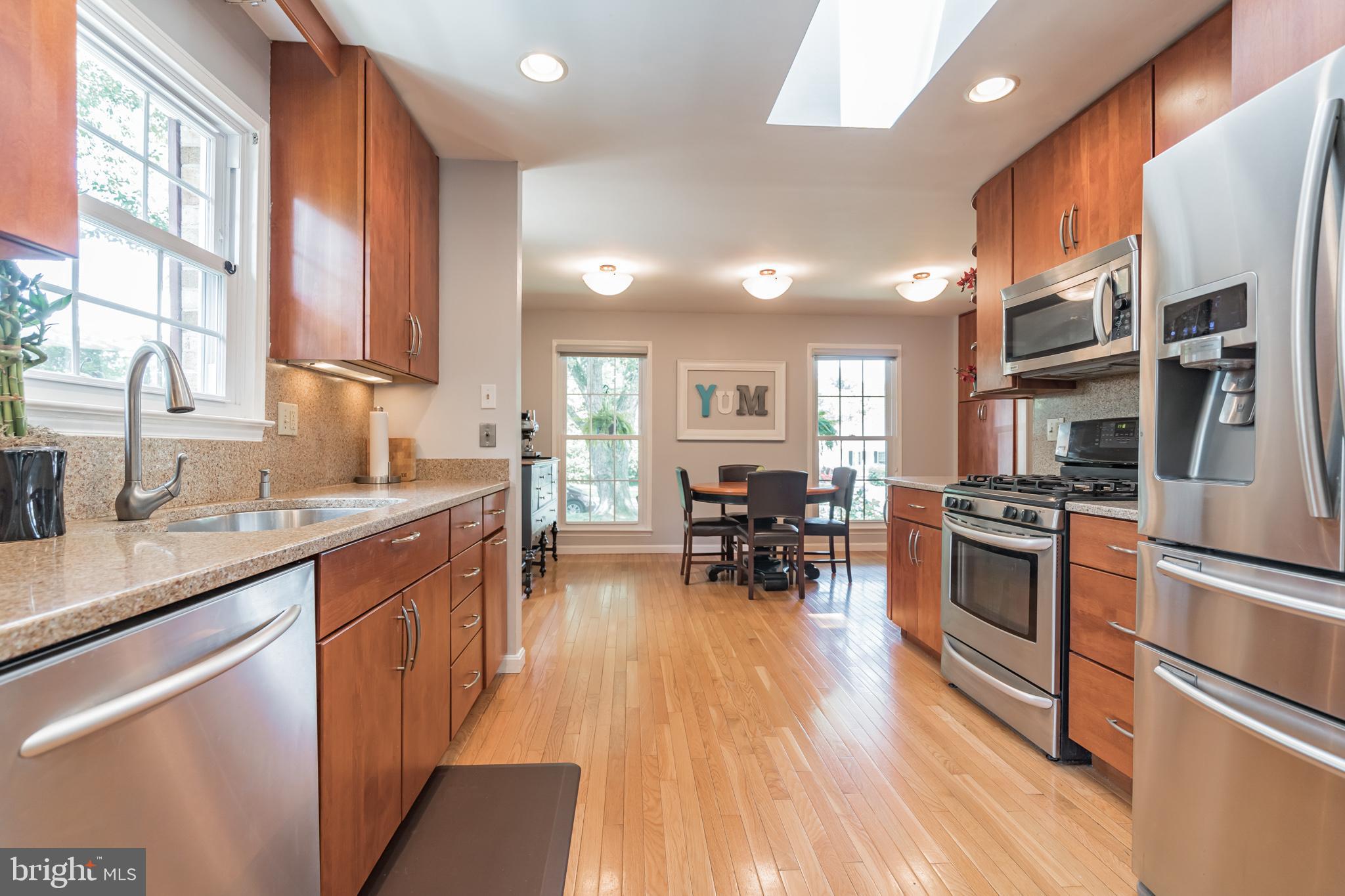 13403 Tamarack Road Silver Spring, MD 20904 - Photo 7 of 47 Spacious upgraded kitchen w/hardwood floors