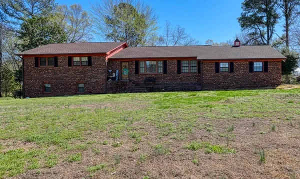 $450,000 | 803 White Plains Road, Gaffney, SC 29340