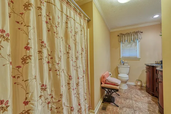 $450,000 | 803 White Plains Road, Gaffney, SC 29340