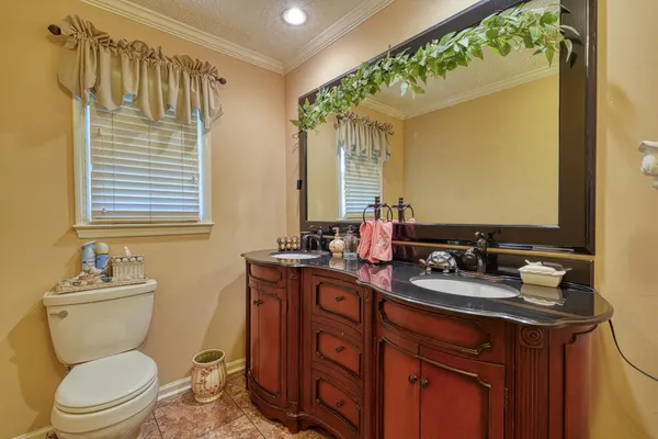 $450,000 | 803 White Plains Road, Gaffney, SC 29340