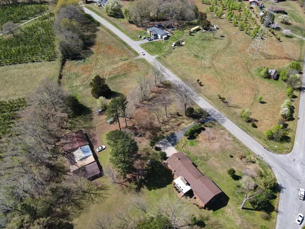 $450,000 | 803 White Plains Road, Gaffney, SC 29340