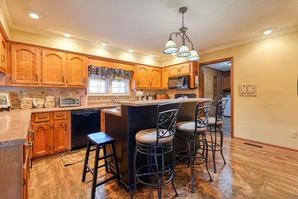 $450,000 | 803 White Plains Road, Gaffney, SC 29340