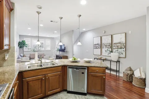 $1,399,000 | 1701 Shore Place, Unit 5, Santa Clara, CA 95054