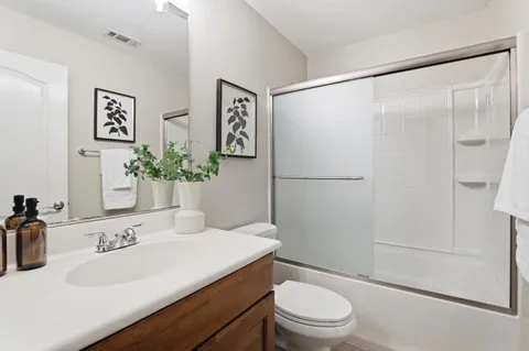 $1,399,000 | 1701 Shore Place, Unit 5, Santa Clara, CA 95054