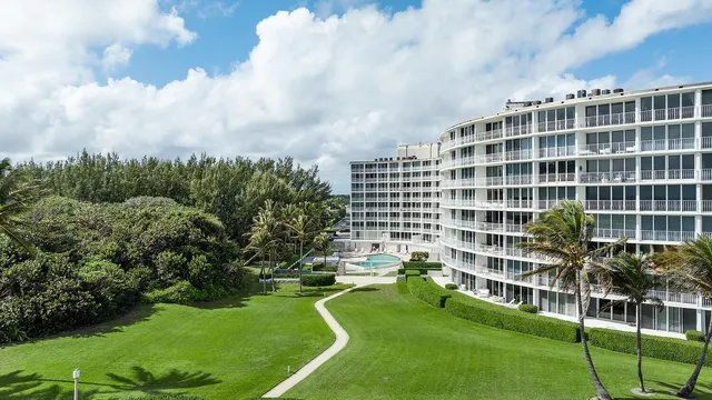 a view of building with outdoor space