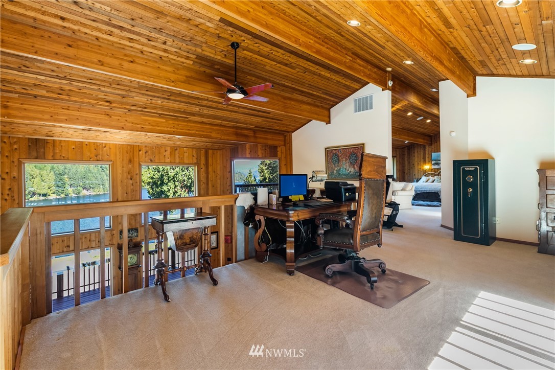 941 Iowa Heights Road Sedro-Woolley, WA 98284 - Photo 12 of 40 Gallery Image 12