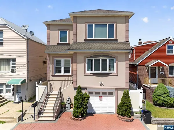 $1,200,000 | 3 Prospect Avenue, Cliffside Park, NJ 07010