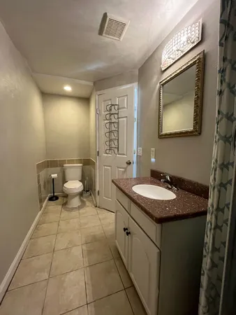$1,050 | 314 Bowman Street, Vinton, VA 24179