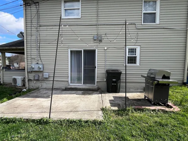 $1,050 | 314 Bowman Street, Vinton, VA 24179