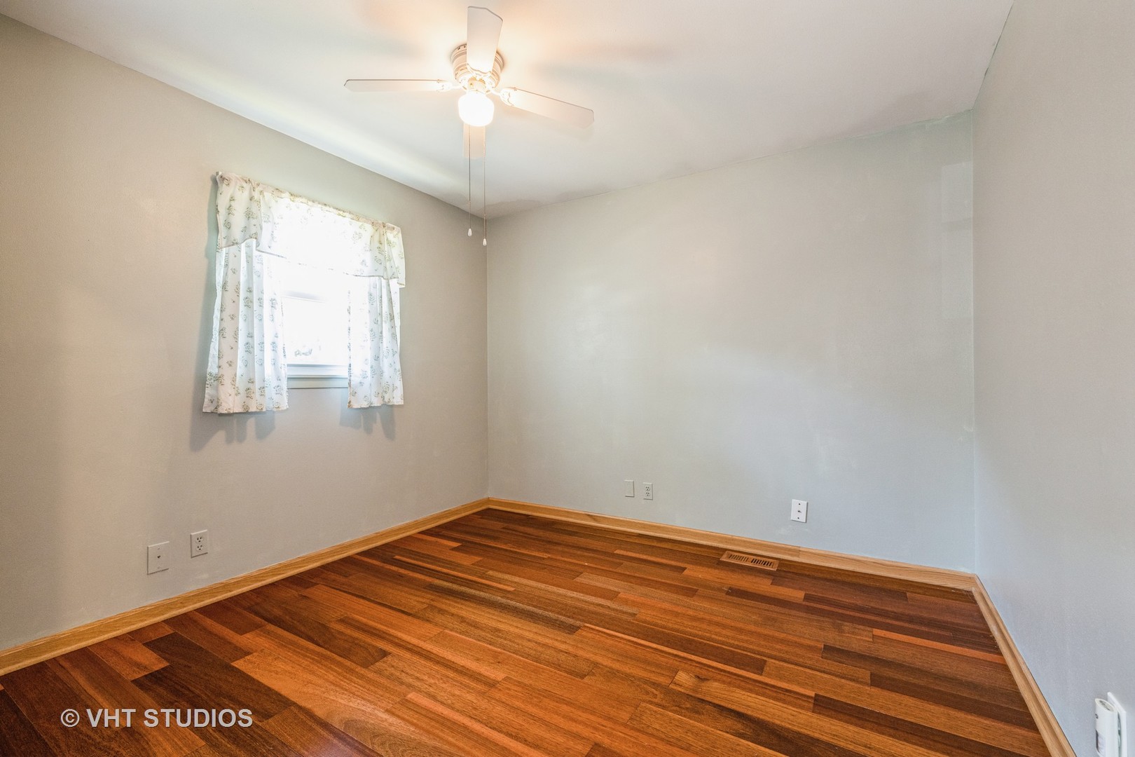 603 Ogden Road New Lenox, IL 60451 - Photo 5 of 10 Gallery Image 5