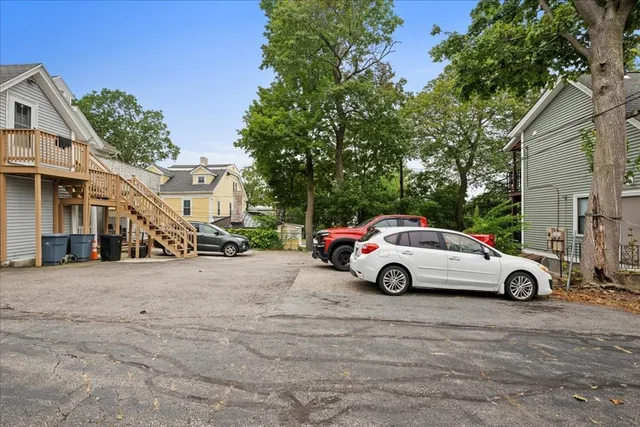 $2,650 | 36 Cedar Street, Unit 2A, Worcester, MA 01609