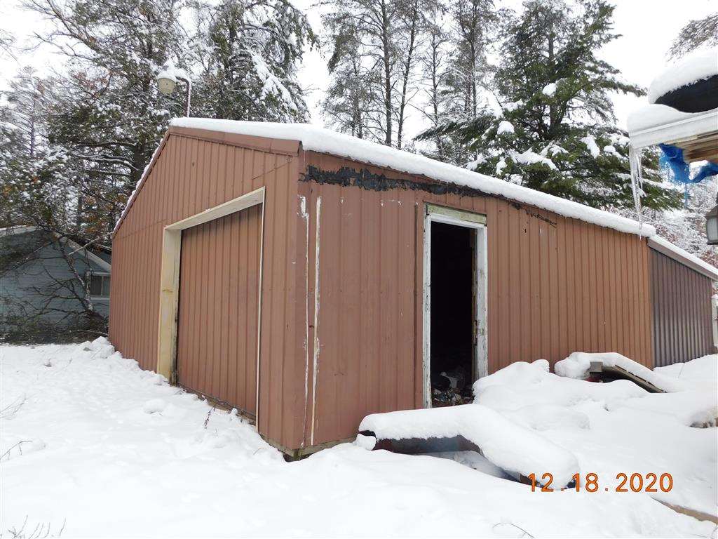 1307 East Stockwell Road Harrison, MI 48625 - Photo 11 of 24 1883140-10.JPG