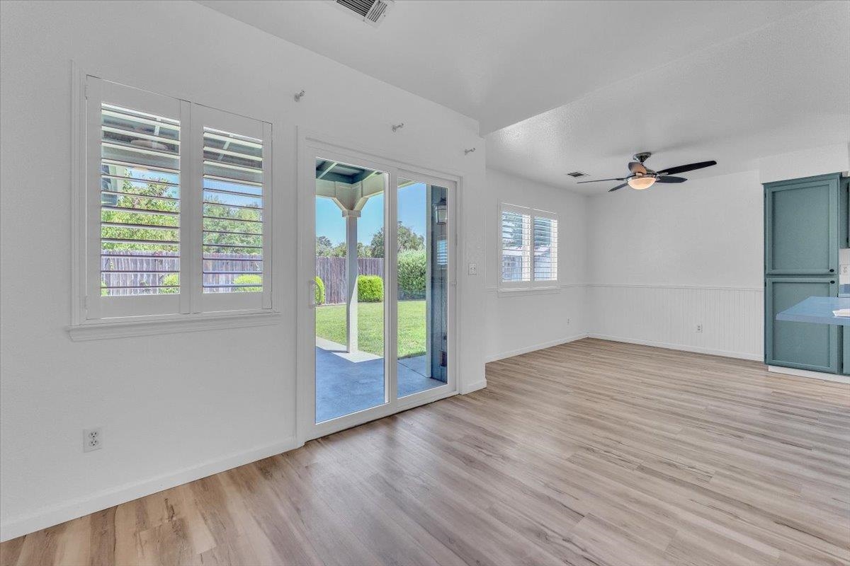 295 Pinon Way Red Bluff, CA 96080 - Photo 7 of 30