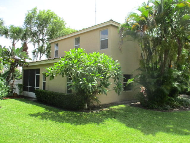 5814 Raceway Road Wellington, FL 33449 - Photo 3 of 23 IMG_3643