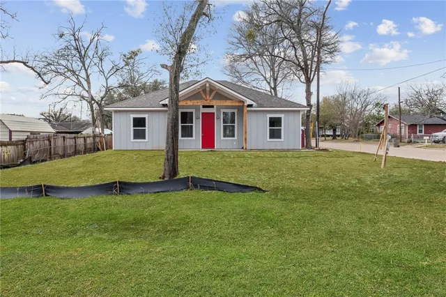 $229,500 | 4210 Margaret Street, Bryan, TX 77803