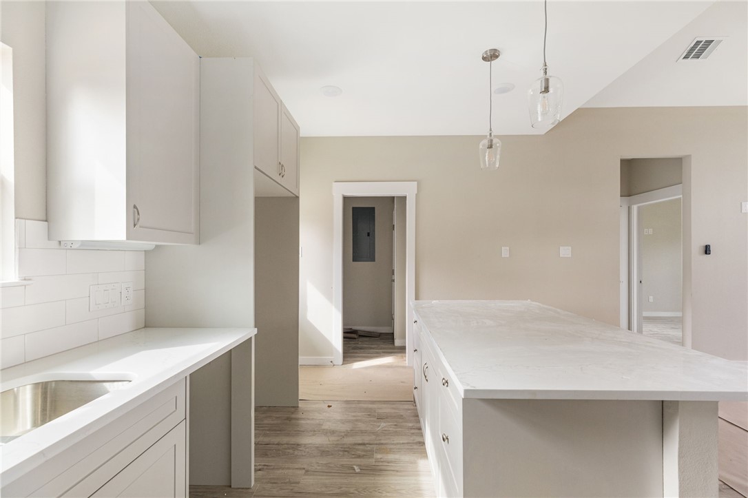 4210 Margaret Street Bryan, TX 77803 - Photo 11 of 38