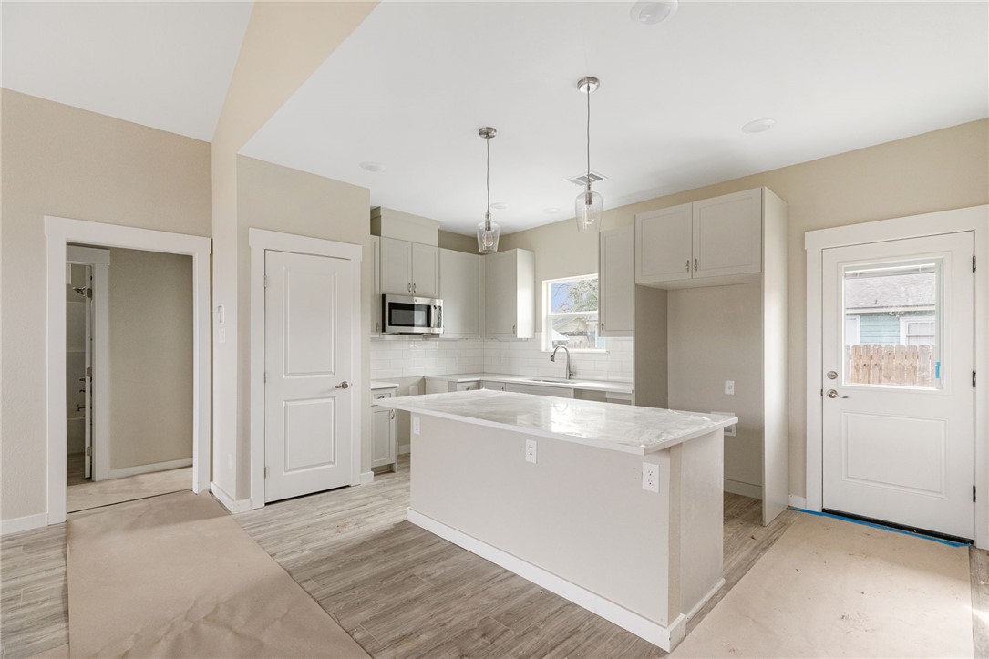 4210 Margaret Street Bryan, TX 77803 - Photo 13 of 38