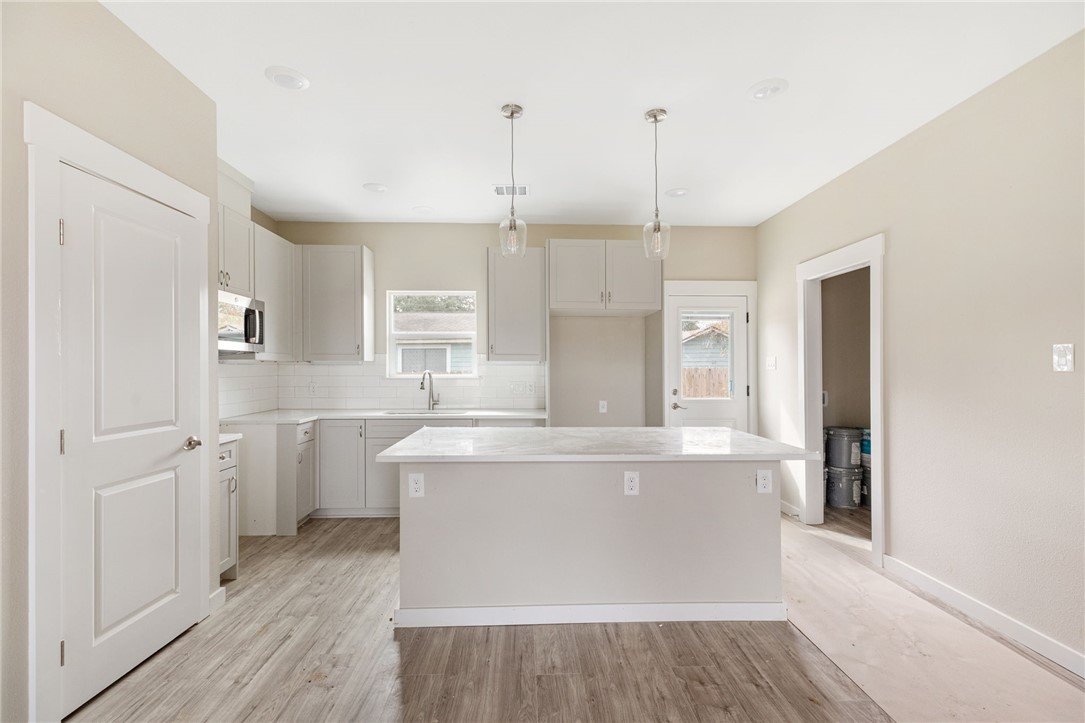 4210 Margaret Street Bryan, TX 77803 - Photo 3 of 38