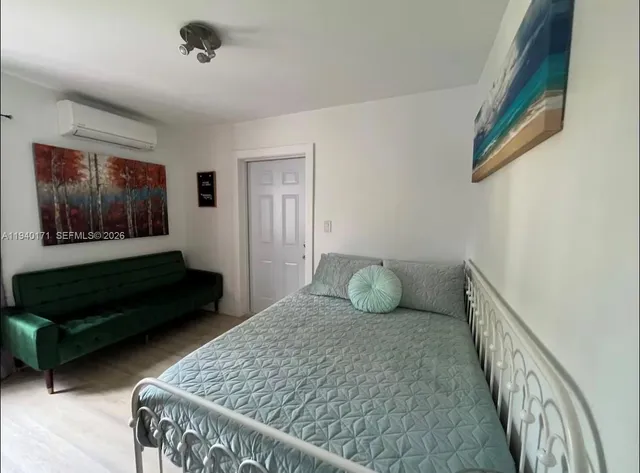 $3,500 | Liberty City, Miami, FL 33142