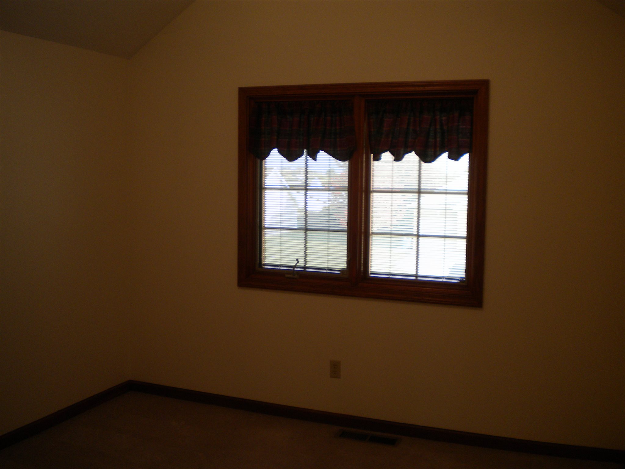 16316 Hawk Ridge Court Harlan, IN 46743 - Photo 10 of 19 Gallery Image 10