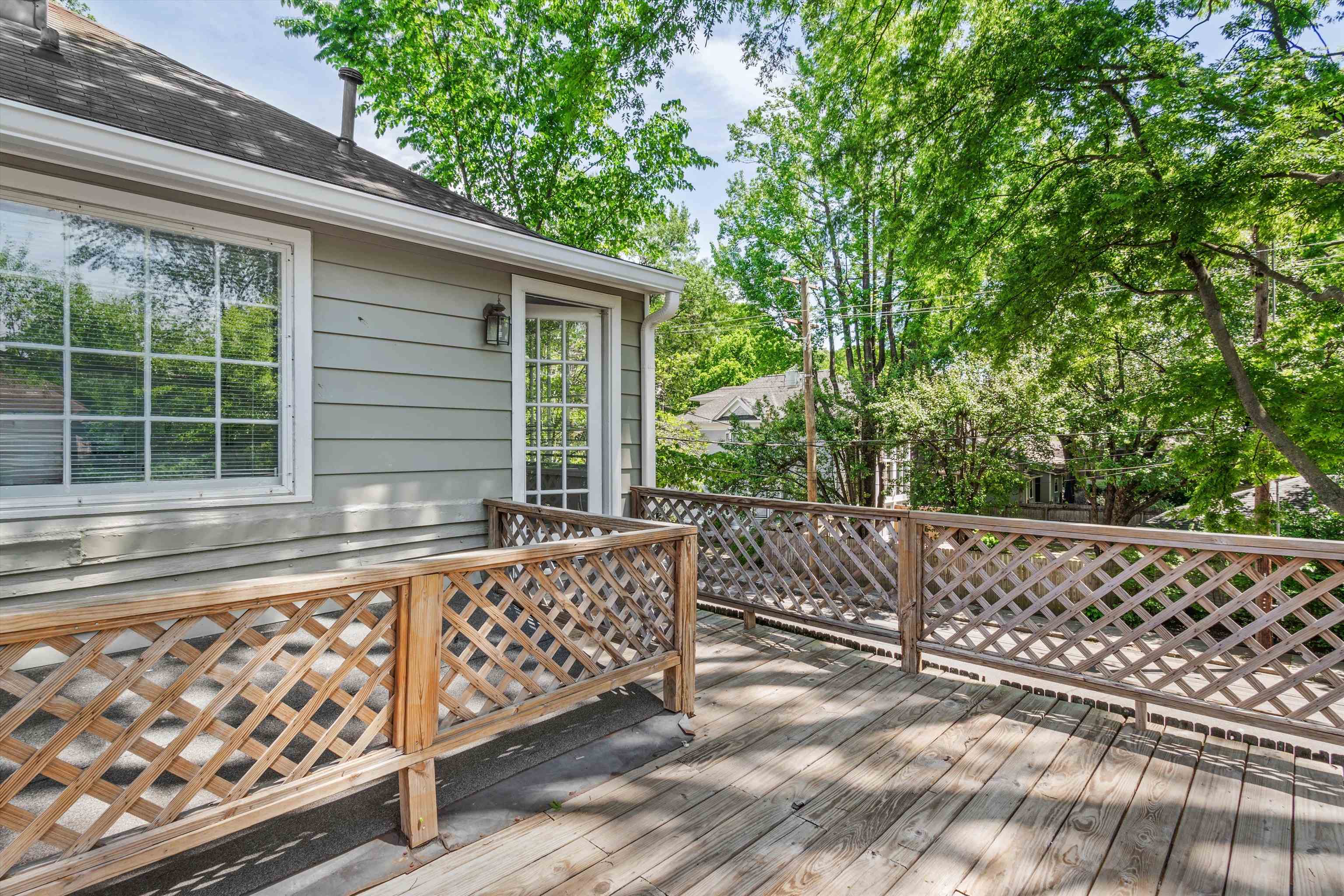 1983 Harbert Avenue Memphis, TN 38104 - Photo 31 of 40 a view of house with deck and backyard