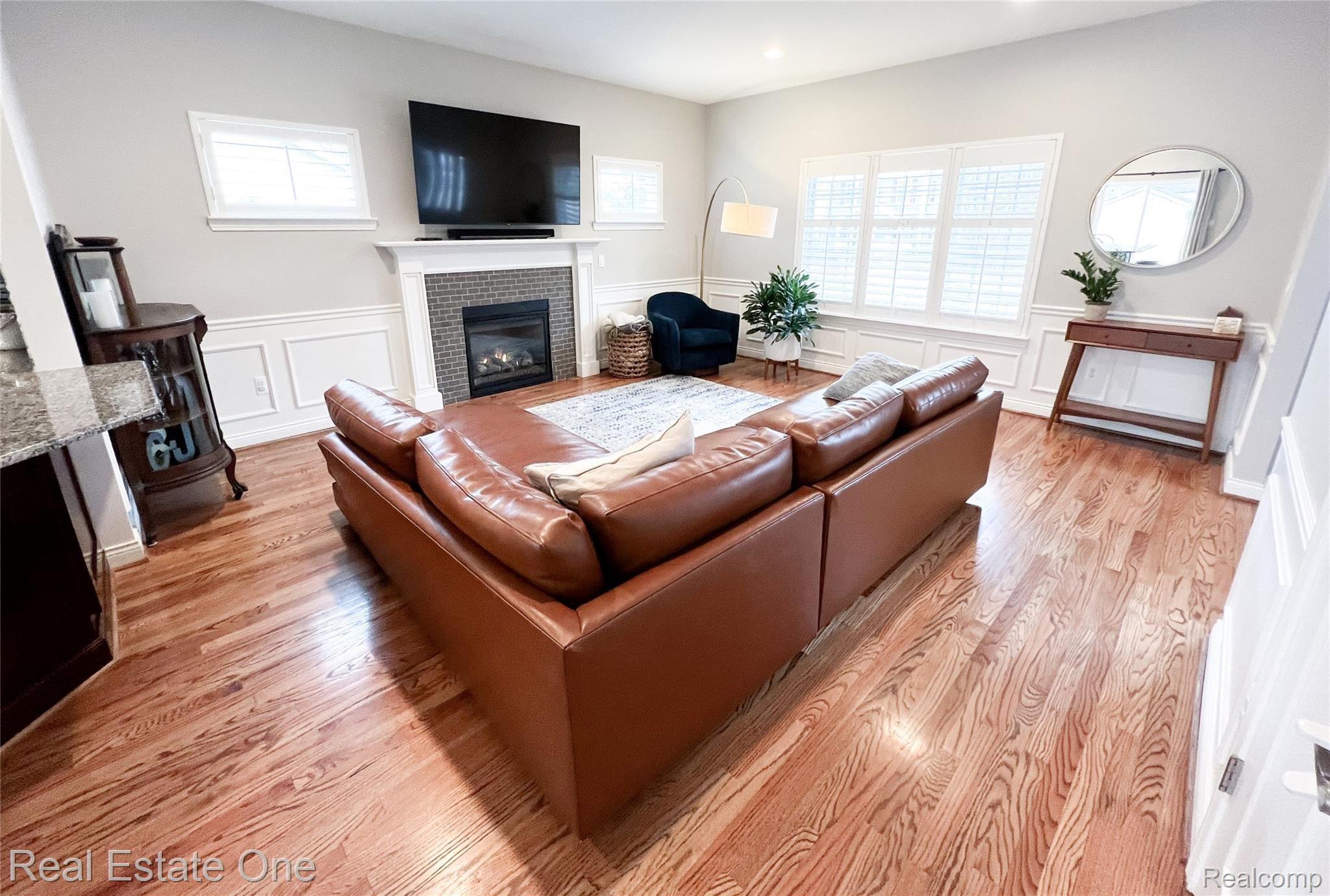 3015 Wakefield Road Berkley, MI 48072 - Photo 12 of 40 12.jpg