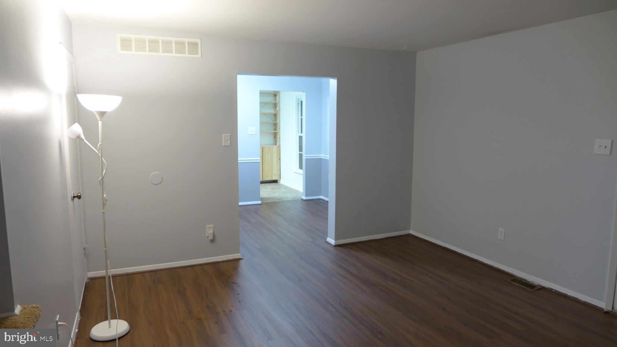 15 Rothamel Court Baltimore, MD 21236 - Photo 3 of 24