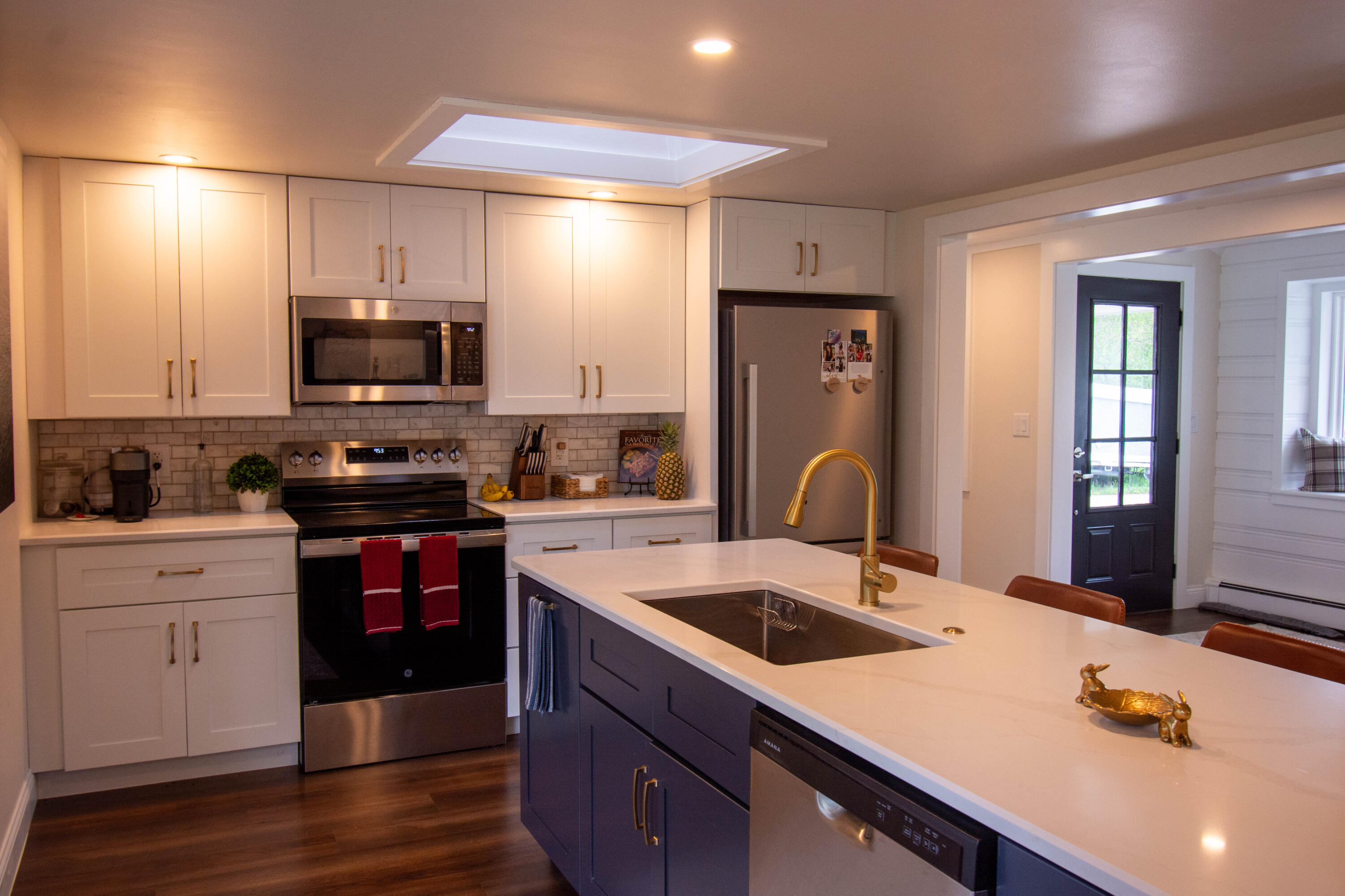 N3193 Nymph Road Geneva, WI 53147 - Photo 12 of 65 Kitchen