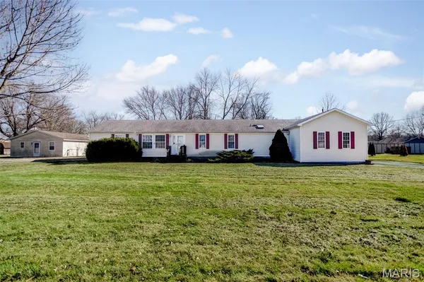 $165,000 | 1014 East Water Street, Litchfield, IL 62056