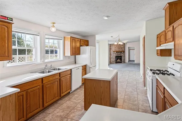 $165,000 | 1014 East Water Street, Litchfield, IL 62056