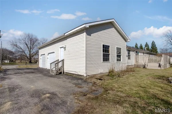 $165,000 | 1014 East Water Street, Litchfield, IL 62056