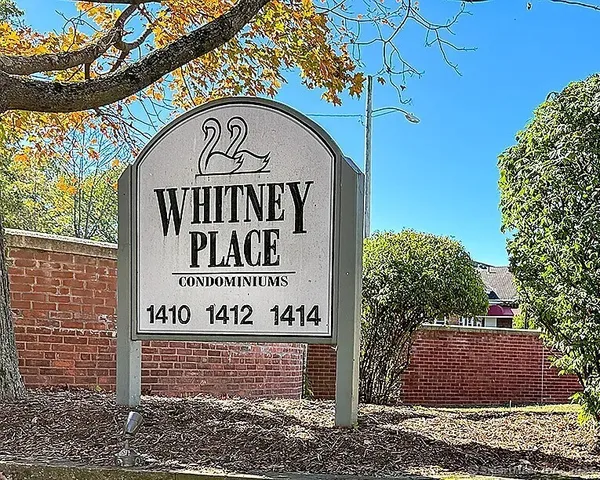 $235,000 | 1414 Whitney Avenue, Unit E2, Hamden, CT 06517