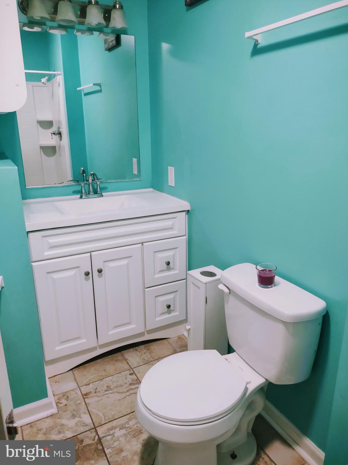 86 Poplar Road Front Royal, VA 22630 - Photo 21 of 39 2nd Bath