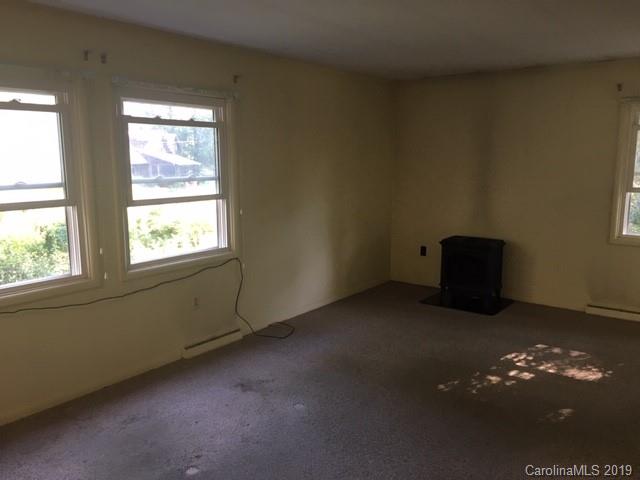 83 Cisco Road Asheville, NC 28805 - Photo 2 of 7