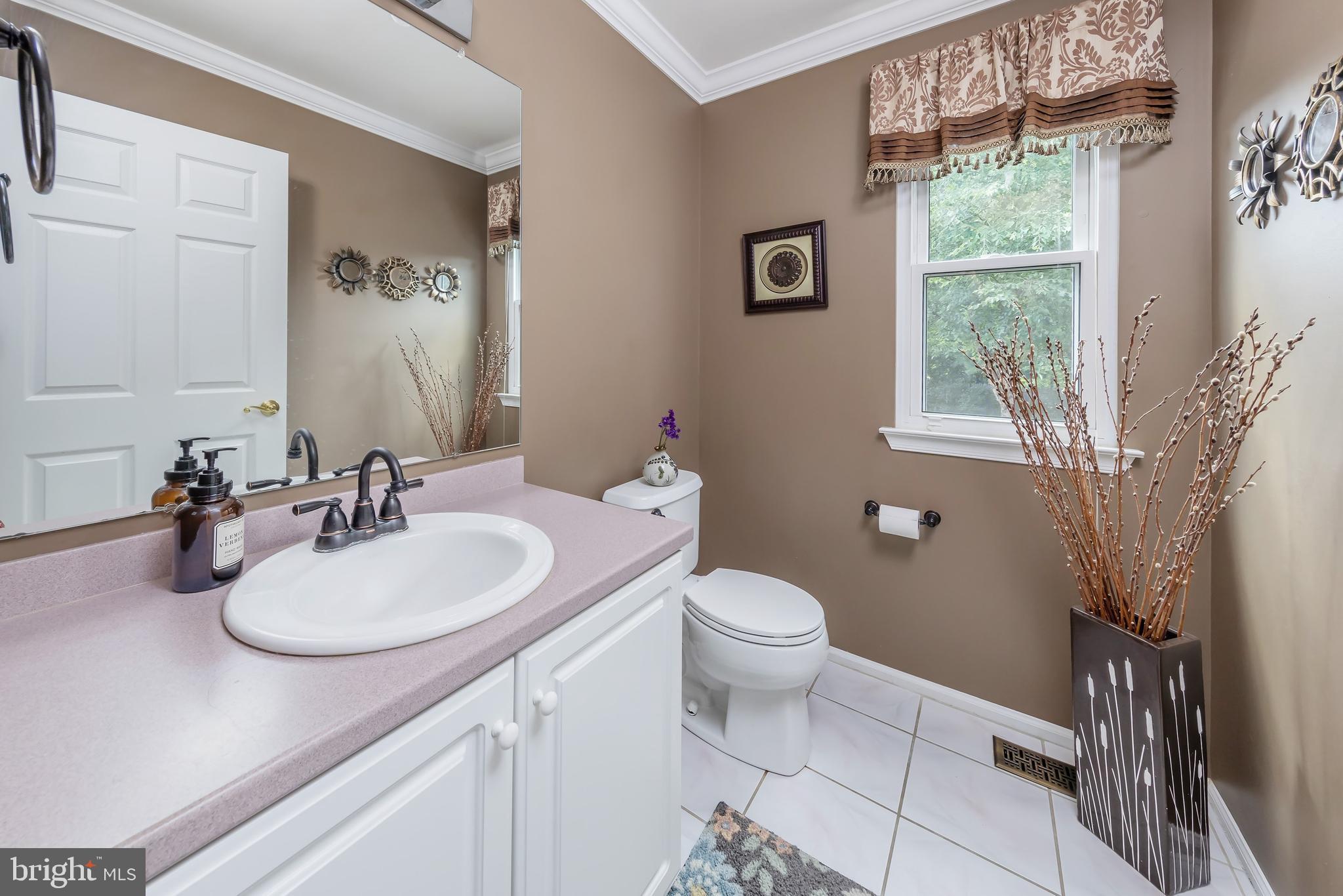 9 Columbia Drive Marlton, NJ 08053 - Photo 19 of 47 First Floor Powder Room